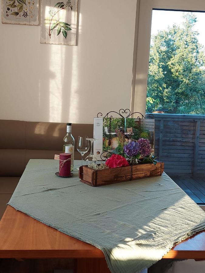 Wildkraut'S Kraeuterbauernhof - Ferienwohnung Kremsmünster Dış mekan fotoğraf